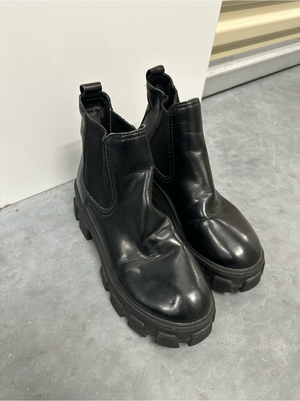 Circus by Sam Edelman Black Chunky Lug Chelsea Boots